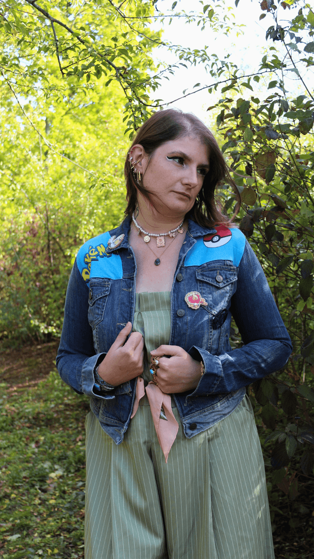 🌟 Veste en Jean Pokémon – Pokémons légendaires - Taille M- Pièce Unique & Revalorisée 🌿