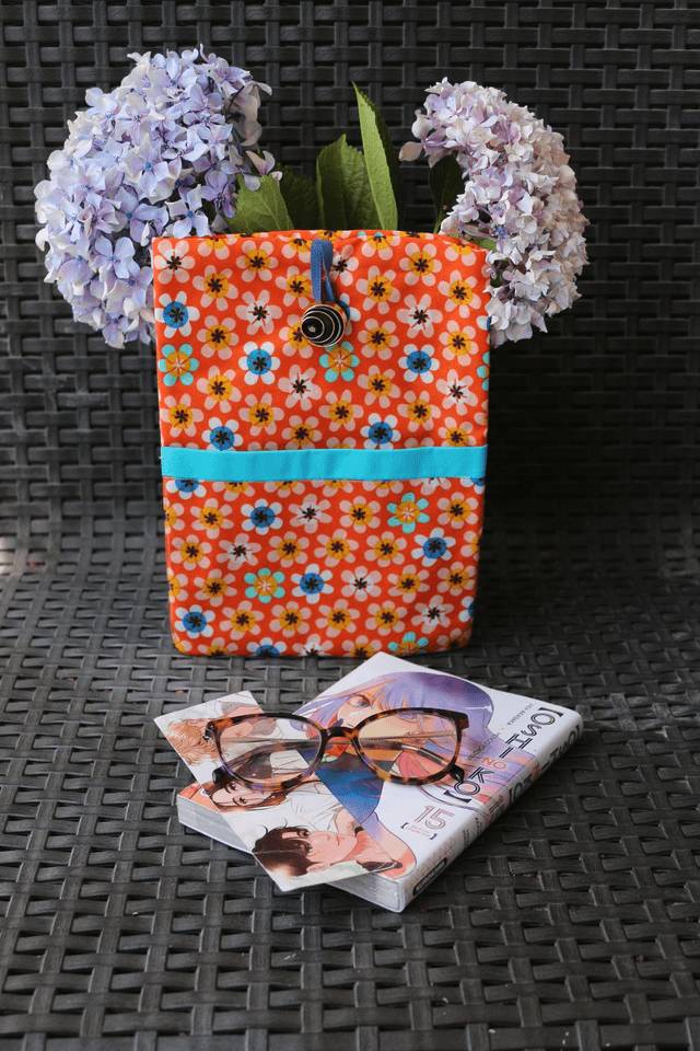 Pochette protege Livre de Poche manga liseuse– Motif Fleuri Rétro Hippie cadeau lecteur 