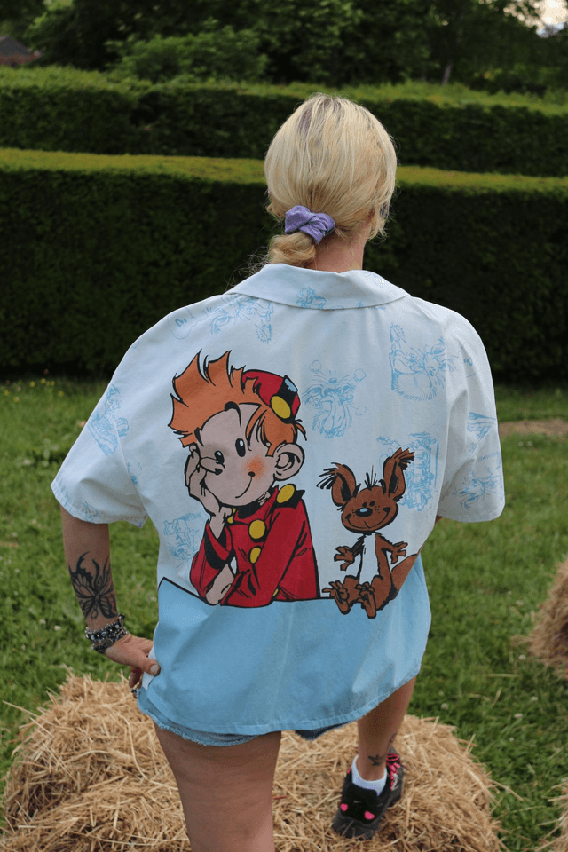 Chemise upcyclée "Spirou" – Pièce unique (Taille 34) Oversize et Unisexe 