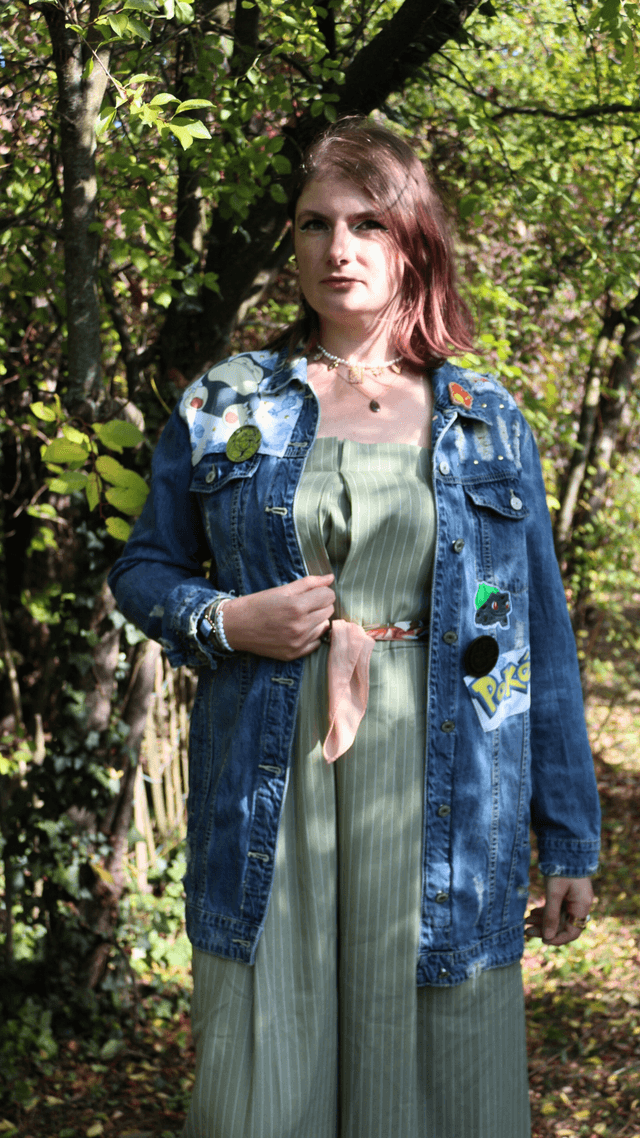 🪩 Veste en Jean Pokémon – Pièce Unique & Éco-Responsable - Taille L🌿