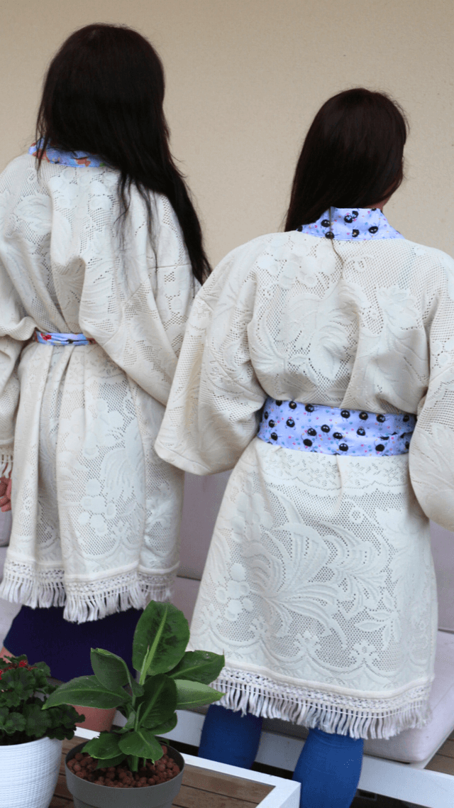 Kimono en dentelle mi long Poki Pokémon évolution Taille unique 