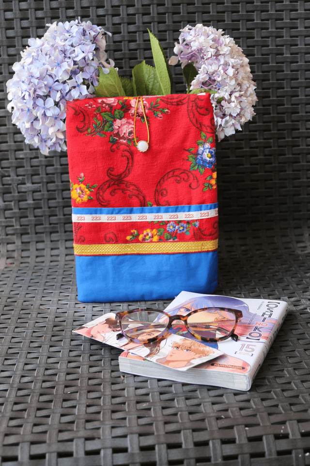 Pochette de protège Livre de Poche – Édition Fleurie Rouge & Bleu cadeau lecteur 