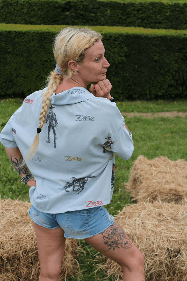 Chemise upcyclée "Zorro" – Pièce unique (Taille 36) Over size et unisexe 