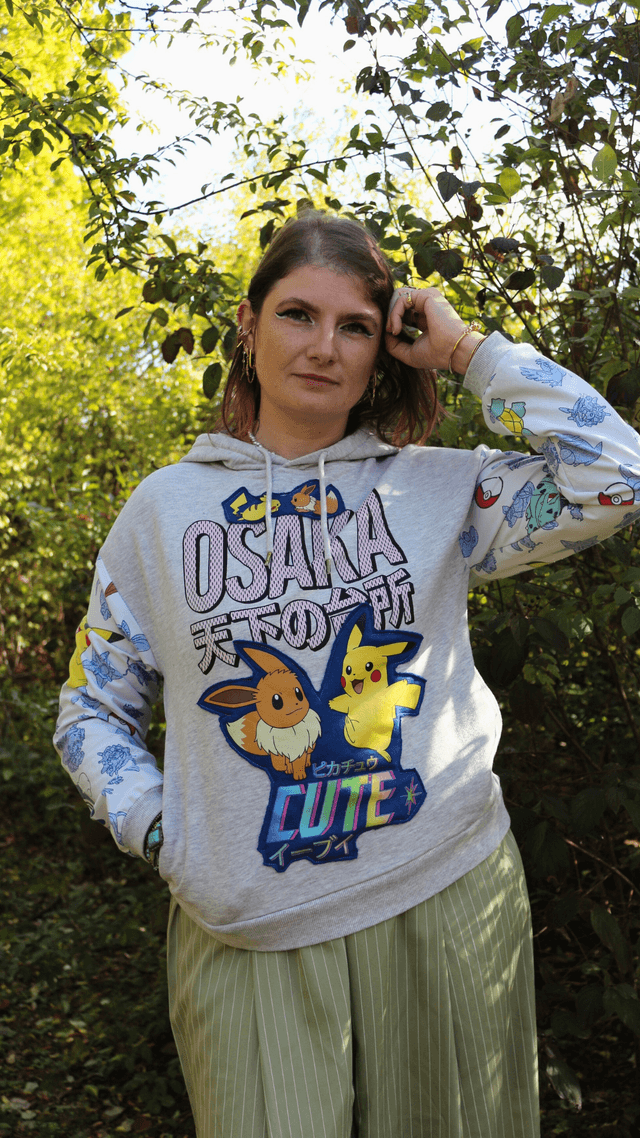 Sweat Pokémon – Pikachu et Evoli - Taille L- Pièce Unique & Revalorisée 🌿
