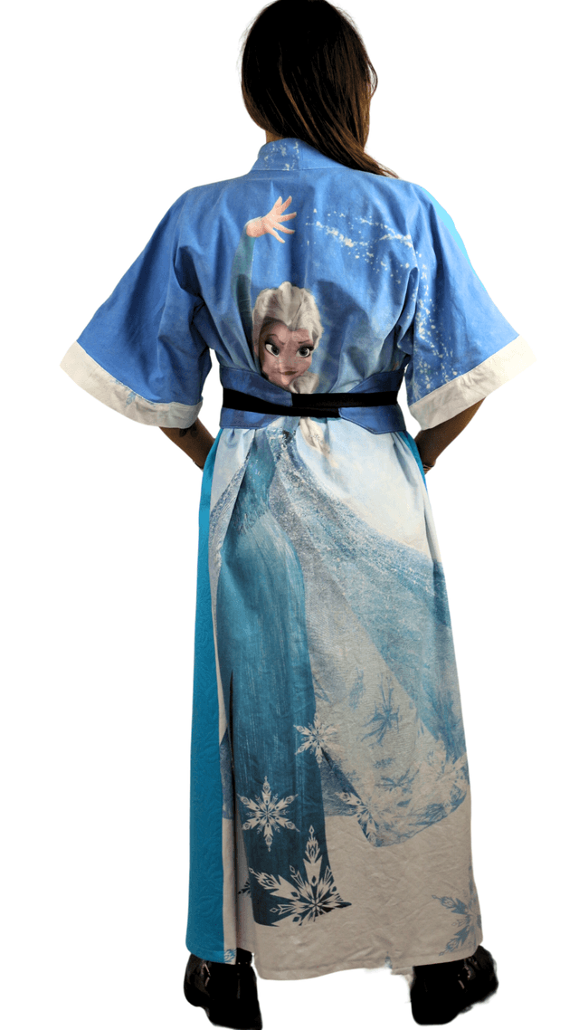 Kimono Unique avec Motif de la Reine des Neiges libérée délivrée et Obi Japonais Taille Unique
